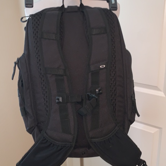 OAKLEY NEW LINK PACK MILITAC BLACK BACKPACK - Picture 4 of 9